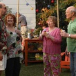kathy-bates-et-terry-bradshaw-dehors-jpg