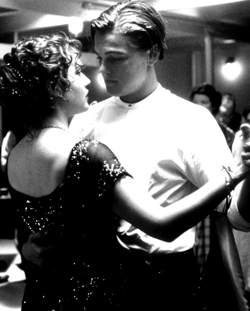 Kate Winslet et Leonardo DiCaprio dansent