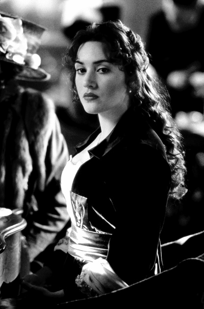 Kate Winslet, photo en noir et blanc
