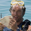 matthew mcconaughey trouvant une assiette
