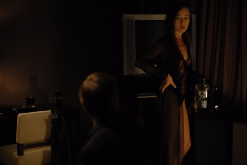 maggie q - Manipulation