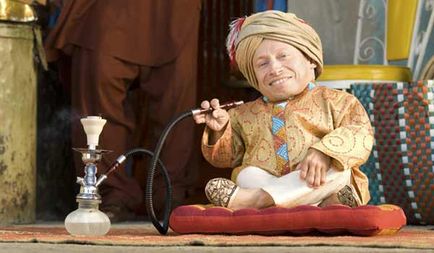 verne troyer - Love Gourou