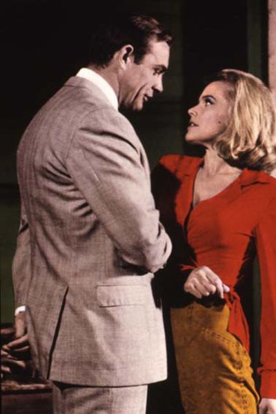 sean-connery-et-honor-blackman-jpg