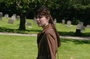 mary-elizabeth-winstead-au-cimetiere-jpg