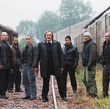 gerard depardieu entoure de son equipe - 36 quai des Orfèvres