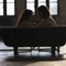 jared leto dans un bain avec sa femme - Mr. Nobody 