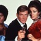 gloria-hendry-roger-moore-jane-seymour-jpg - Vivre et laisser mourir 