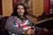 russell brand et sa guitare