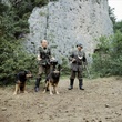 Bourvil et Louis de Funès avec les chiens