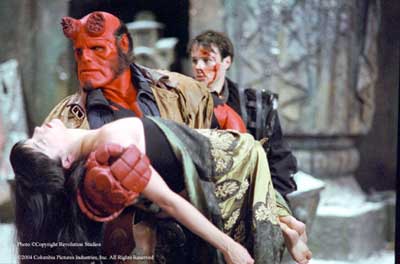 selma blair ron perlman rupert evans - Hellboy