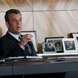 danny huston dans son bureau