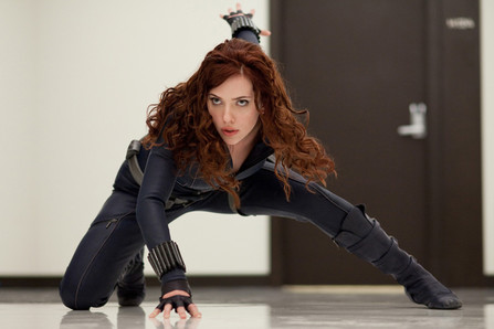 scarlett johansson en veuve noir