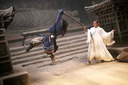 jackie chan se battant avec jet li