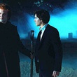 john C reilly tendant une pelle a chris massoglia
