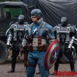 Chris Evans alias Captain America