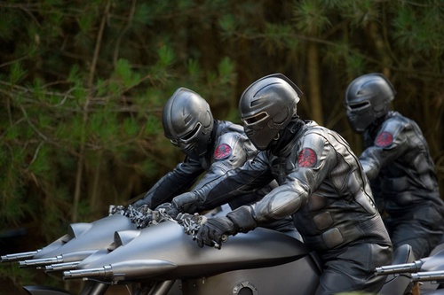 des-soldats-a-moto-jpg