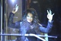 katie holmes 2 - Mad Money