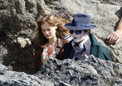 johnny-depp-bella heathcoate-png