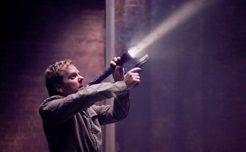 kiefer sutherland 3 - Mirrors