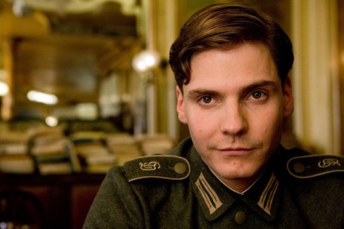 daniel bruhl 4
