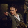 rachel mcadams arm  e