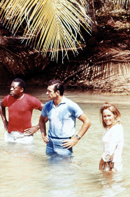 john-kitzmiller-sean-connery-ursula-andress-jpg