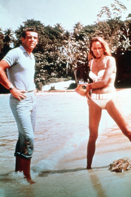 les-acteurs-sean-connery-et-ursula-andress-jpg