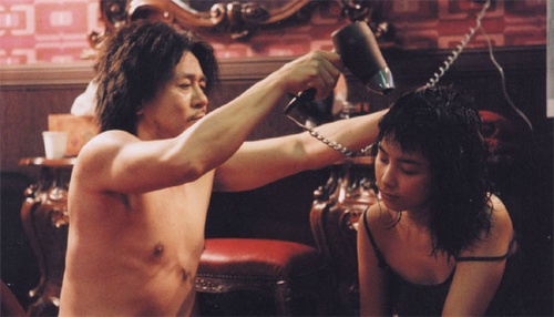 min-sik-choi-prend-soin-d-une-fille-jpg