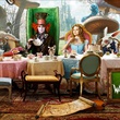 affiche promotionnelle du film de tim burton alice in wonderland