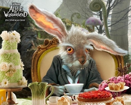 Lapin Alice au pays des merveilles