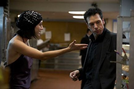 lizzy caplan dane cook