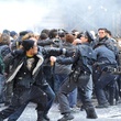 un combat dans la rue pour le film Skyfall