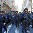 les policiers qui tournent dans Skyfall