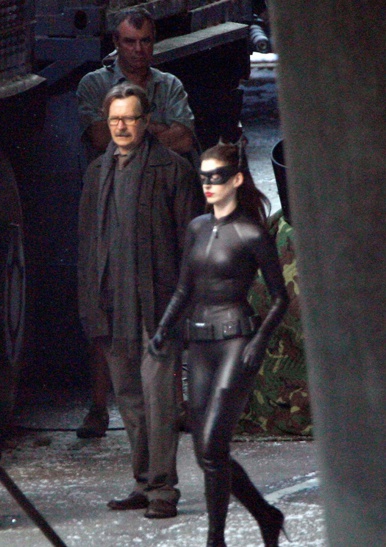 gary-oldman-anne-hathaway-png