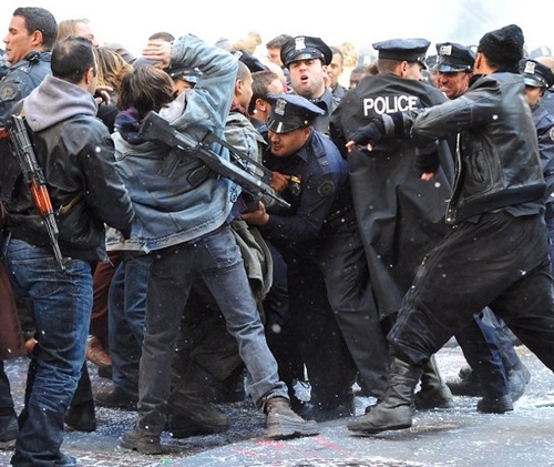 forces de l'ordre de Skyfall