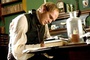 paul bettany travaillant