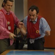 bruno solo et yvan le bolloc h construisent le puzzle