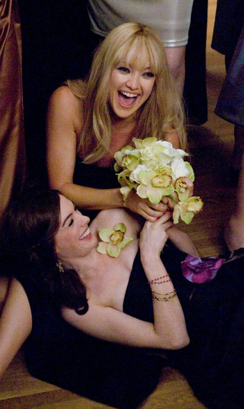 kate hudson et anne hathaway hilarent