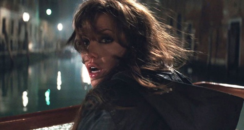 angelina jolie poursuivie
