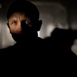 daniel-craig-dans-l-ombre-jpg