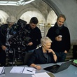 judi-dench-sam-mendes-tournage-skyfall-jpg