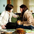 ashley greene et kristen stewart sur le canap  