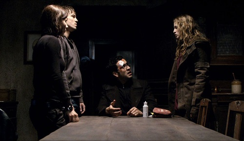 photo 2 du film le village des ombres