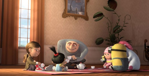 gru jouant avec les filles
