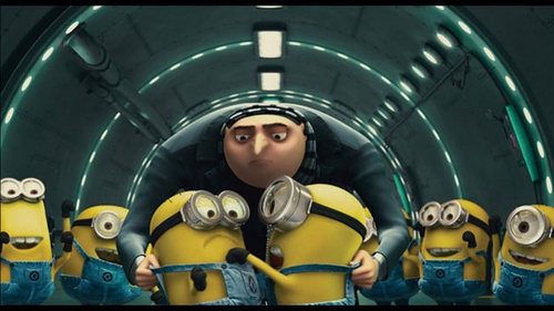 gru stoppant une bagarre