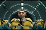 gru stoppant une bagarre