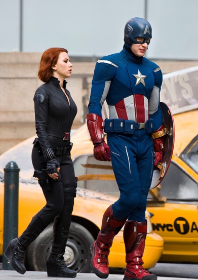 scarlett-johansson-chris-evans-png