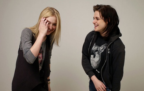 les deux actrices du film dakota fanning kristen stewart