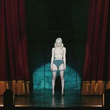 emily browning sur scene