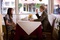 miley cyrus et lucas till au restaurant